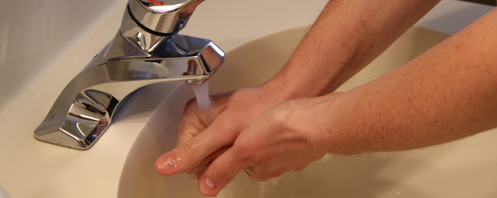 Sprawdź, dlaczego warto mieć w domu zmiękczacz wody
